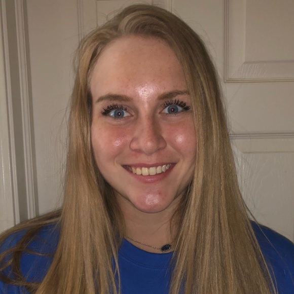 Meet your Posher, Kayleen - Picture 1 of 1